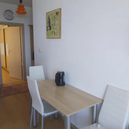 нина Appartement *